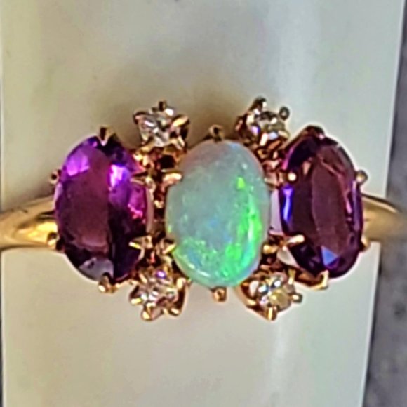10K Gold Ring with Opel, Diamonds, and Amethyst Stones - Picture 3 of 12
